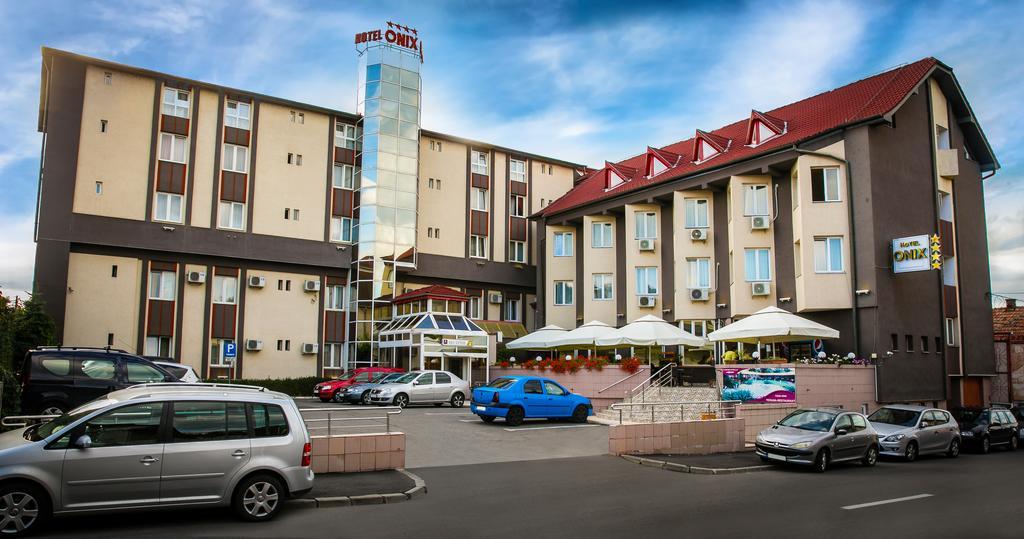 Hotel Onix Клуж-Напока Екстер'єр фото