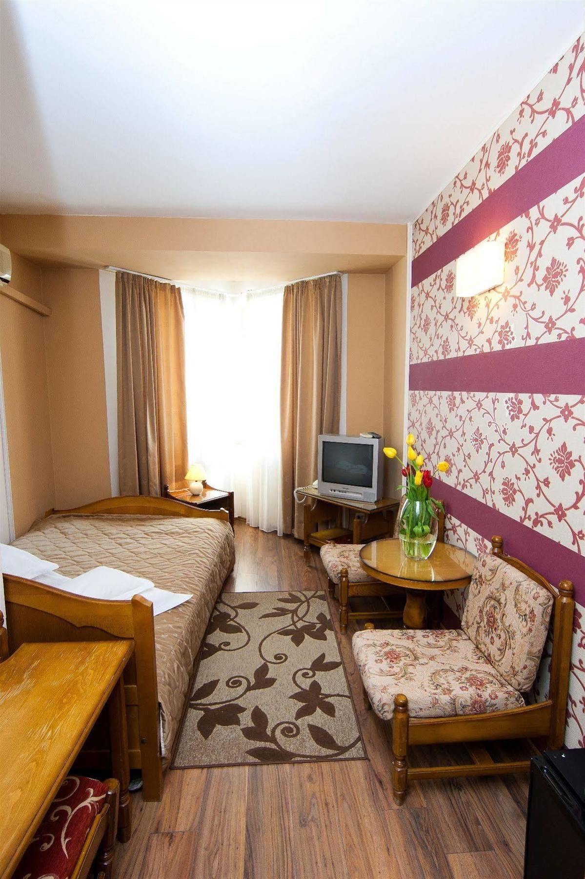 Hotel Onix Клуж-Напока Екстер'єр фото